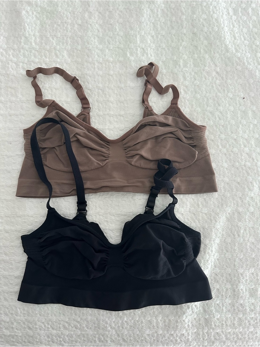 SKIMS Seamless Bralette Duo in Brown and Black